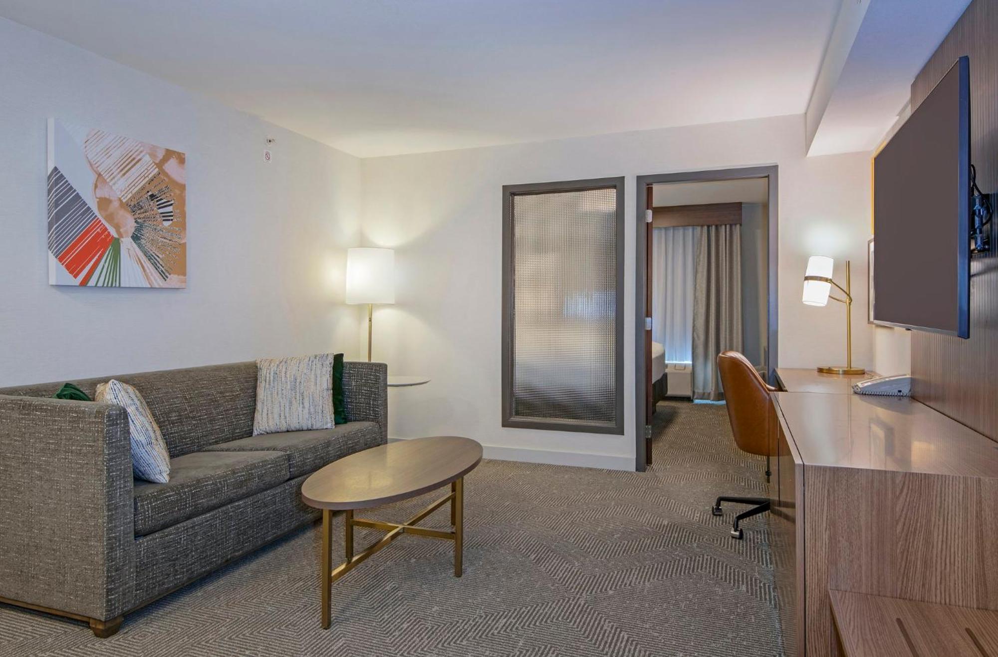 Holiday Inn Hotel And Suites-Kamloops By Ihg Exterior foto